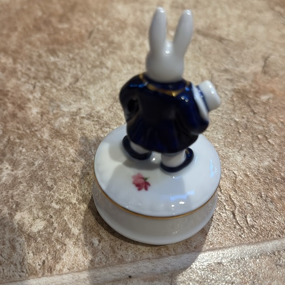 Midori Rabbit music box - Picture 3 of 6